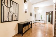 Apartment in Madrid - Downtown Jacuzzi
