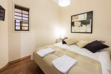 Apartment in Madrid - Downtown Jacuzzi