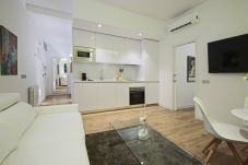 Apartment in Madrid - Latina Palace