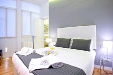 Apartment in Madrid - Prado Suite - Barrio de las Letras