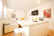 Apartment in Madrid - Malasaña Fantastic