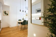 Apartment in Madrid - Tirso Suite