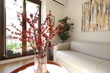 Apartment in Madrid - Reina Sofia Boutique II