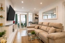 Apartment in Torremolinos - Nogalera Privée - Adults Only
